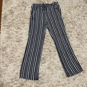 Black and Whyte stripped pants